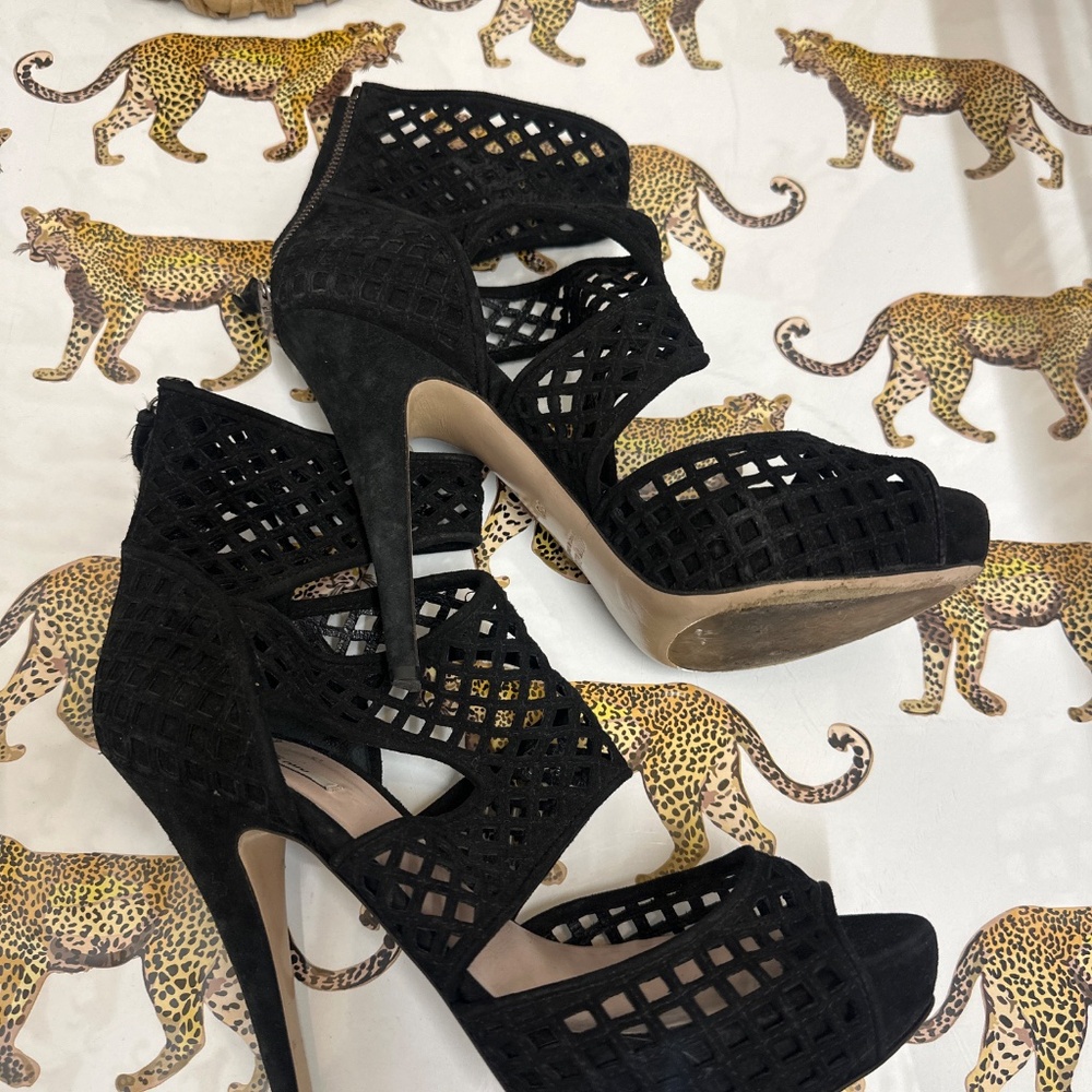 Authentic Miu Miu suede cage sandals - size 38 - Picture 3 of 7